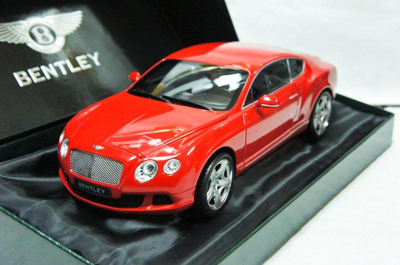 【超值特價】1:18 Minichamps Bentley Continental GT 2011 紅 ※限量750台※