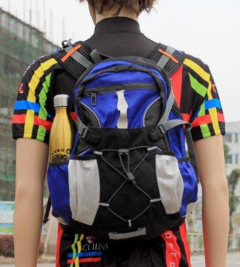 ♣秒殺火雞♣ 双肩自行車騎行背包 登山背包 水袋包 書包 3D人體工學網架登山包 附雨罩