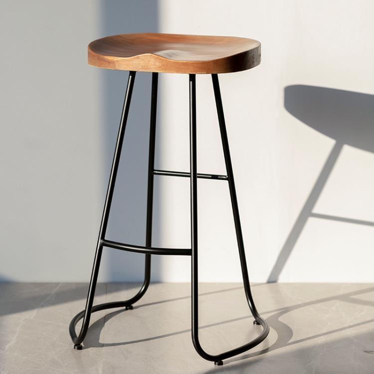 現代簡約吧台椅實木北歐家用酒吧創意咖啡休閑餐凳復古鐵藝高腳椅ATF