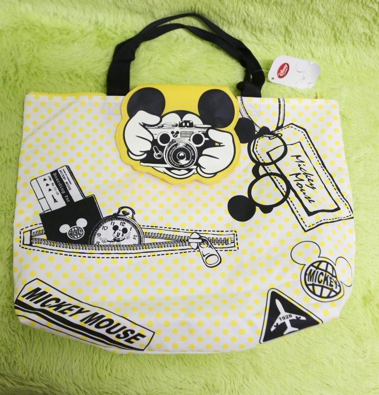 🌸Dona代購🌸現貨 日本迪士尼store限定 米老鼠米奇拿相機白底黃點點可摺疊收納 購物袋/環保袋/隨身袋 C58