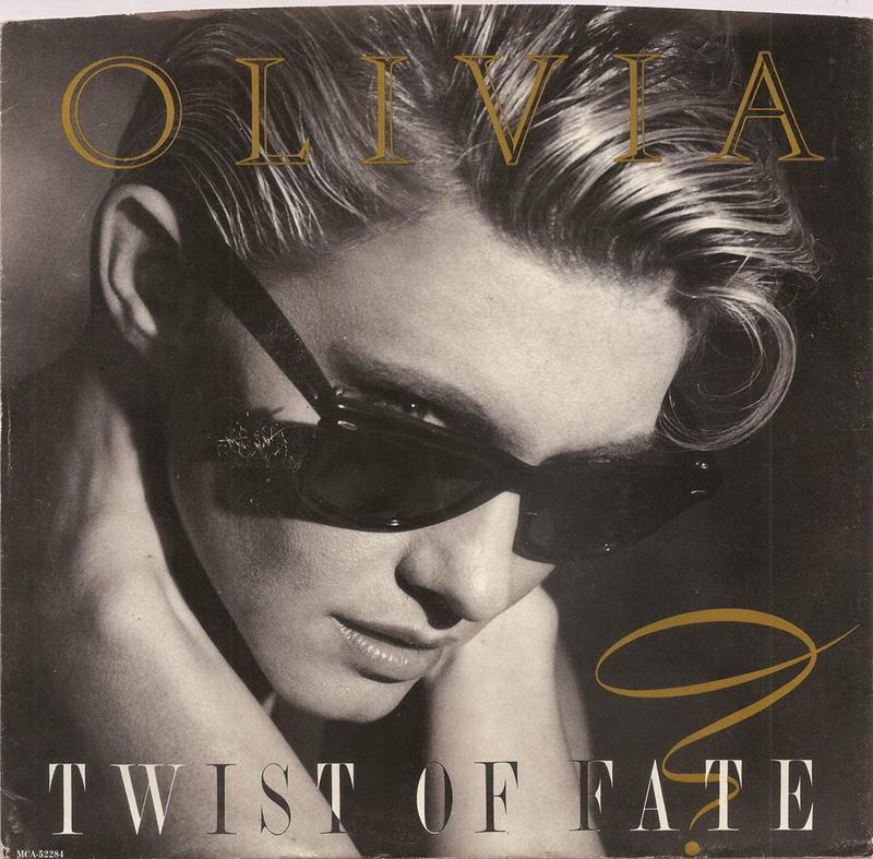 電影主題曲 Twist of Fate - Olivia Newton-John（電影：兩情相悅）7"單曲黑膠唱片