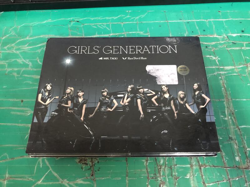 二手專輯CD Girls' Generation 少女時代-『MR.TAXI』第三張日語單曲CD+