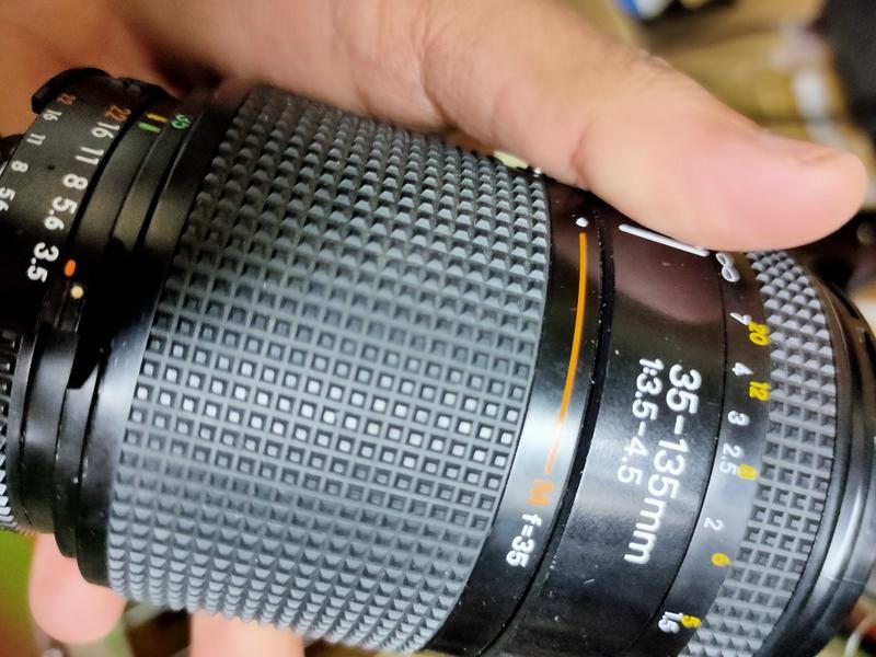 Nikon 35 135mm af ais 鏡頭 含 前後蓋 送皮筒