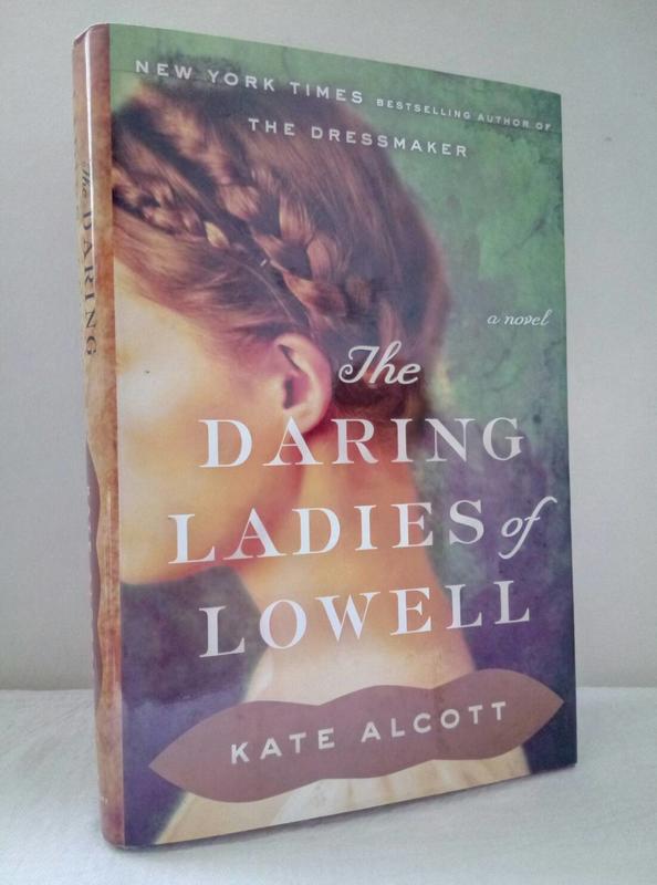 【吉兒圖書】預售/精裝《The Daring Ladies of Lowell》作者具有將讀者與角色聯繫起來的驚人能力!
