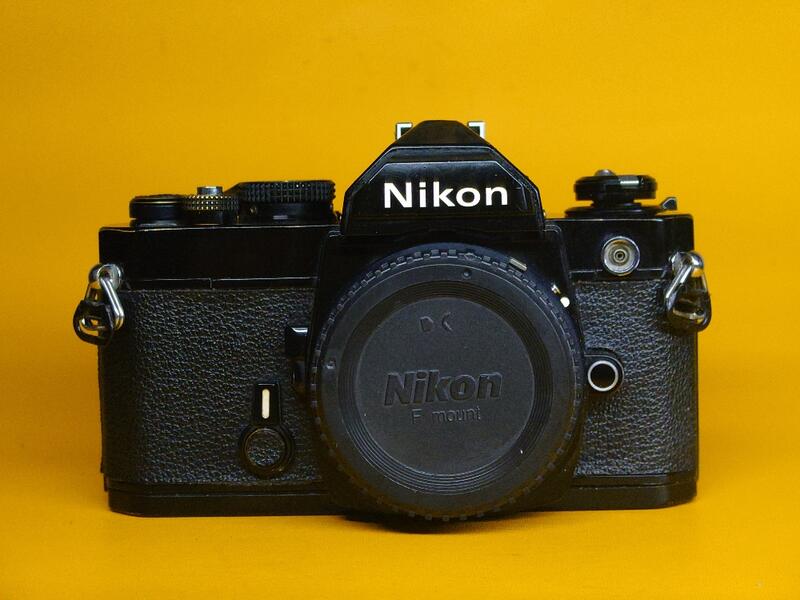 (已售出)Nikon Fm(#2374846)保固一個月 雙花版  底片 單眼 相機 （fm2，fe,fe2可參考）