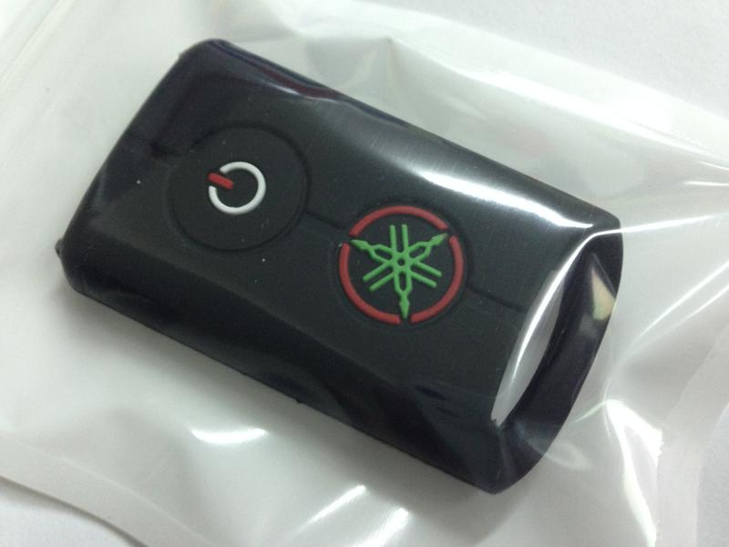 [健弘部品]<現貨>YAMAHA XMAX300 AEROX 智慧遙控器 矽膠保護套 黑/紅白綠