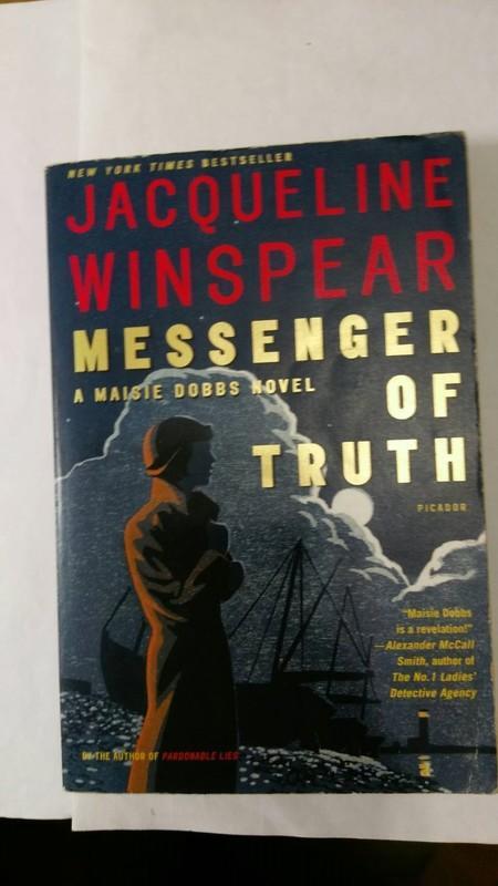 (二手) Messenger of Truth:A Maisie Dobbs Novel