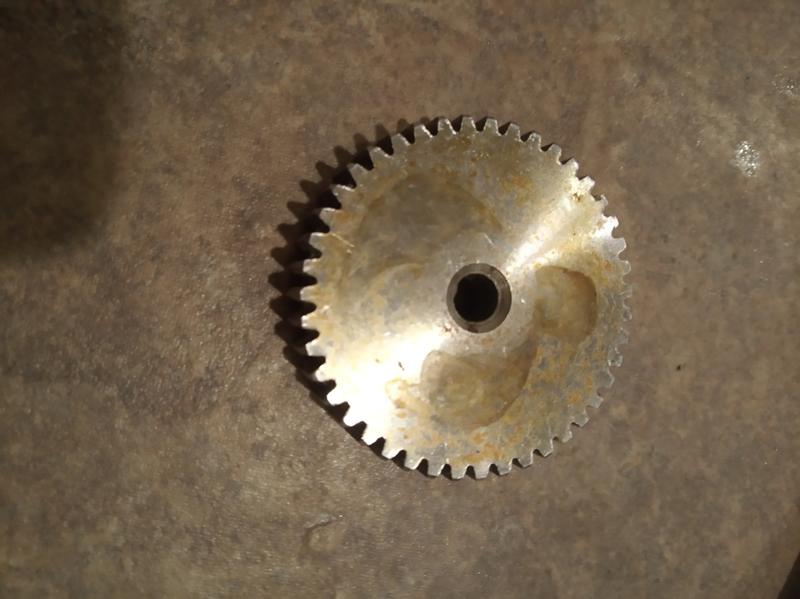 碳鋼正齒輪，模數1,43齒，齒高10mm,孔徑6mm
