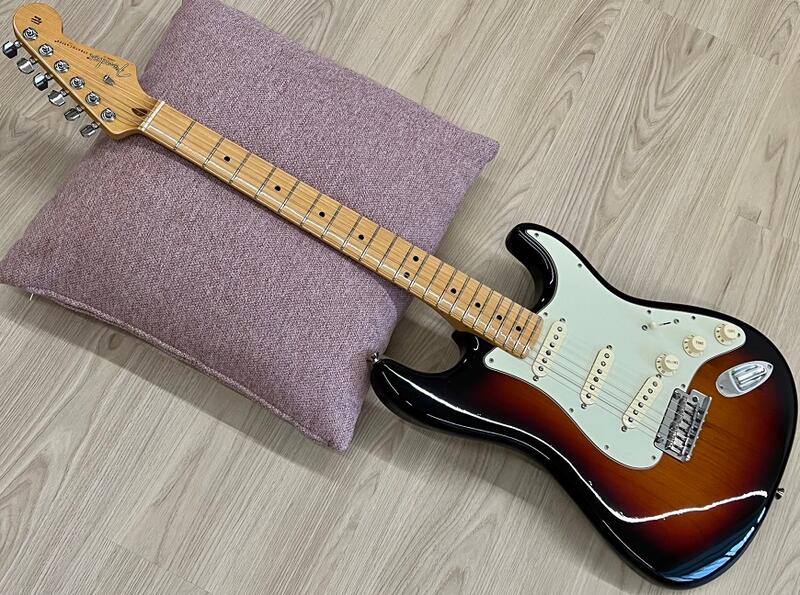 2016 Fender American Professional Stratocaster 3TS