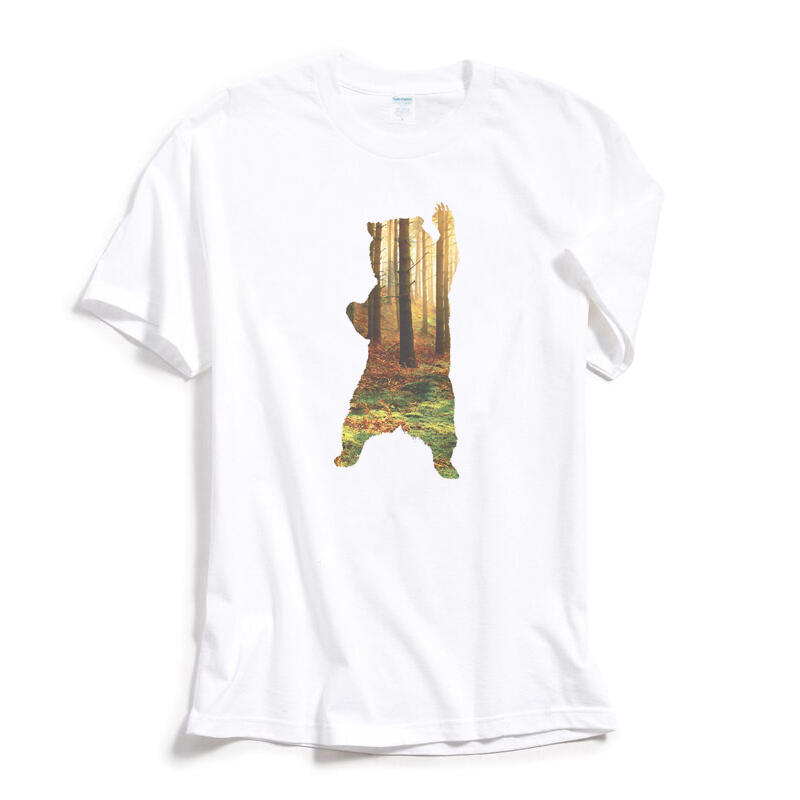 Bear in the Woods 短袖T恤 2色 歐美潮牌 森林 樹 熊 設計 插圖 印花 潮T