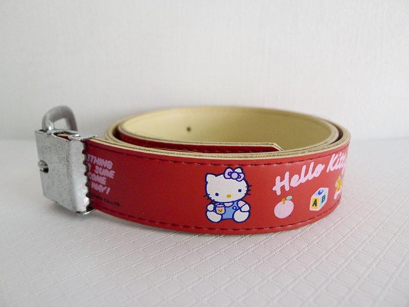 【三麗鷗Sanrio系列】凱蒂貓 Hello Kitty 紅色卡通插圖皮帶 腰帶