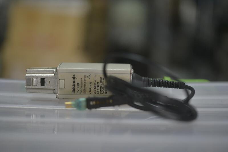 [Trigger]Tektronix P7330 3.5GHz主動式探棒 | 露天市集 | 全台最大的網路購物市集