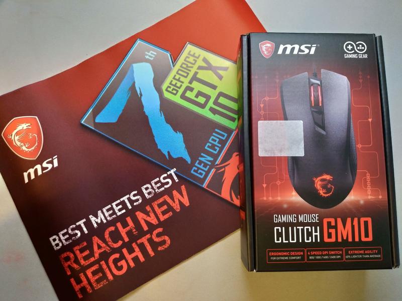 微星 MSI Clutch GM10經典復刻右手專用電競滑鼠+MSI 滑鼠墊