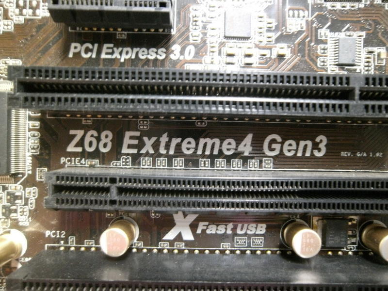 【全國主機板維修聯盟】華擎 ASRock Z68 EXTREME4 GEN3 1155 (下標前請先詢問) 故障主機板