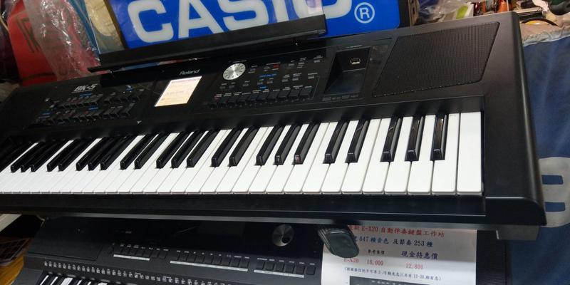 [匯音樂器音樂中心]Roland BK-5 自動伴奏電子琴 專業表演用琴 中古廉售