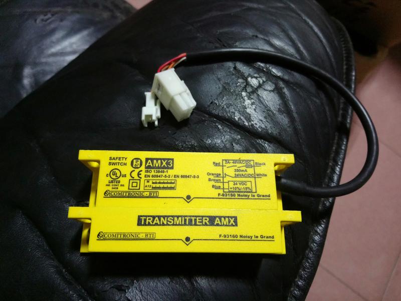 法國 COMITRONIC AMX3 Safety Switch AMX 獨立型安全開關 F93160（後) 露天市集 全台最大的網路購物市集