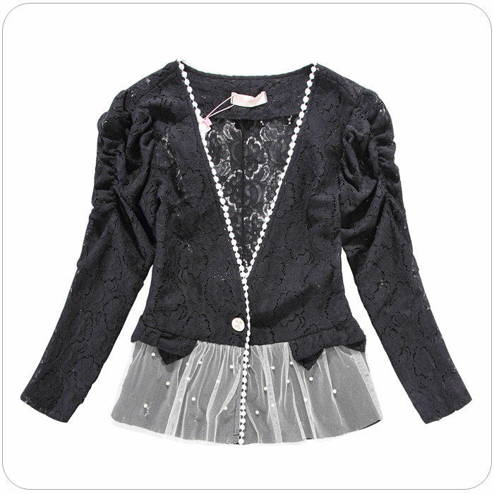 現貨!! Alice Qute 甜美蕾絲公主袖單扣罩衫外套 -黑色F  。任選二件688。 (4256)