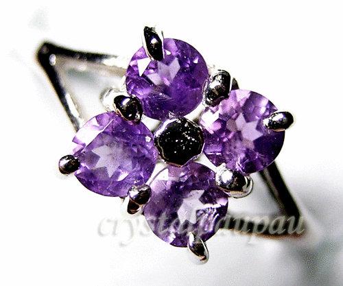 【�∮水晶多寶閣∮�】天然紫水晶925銀白K戒指~花情，460元起標、直接買
