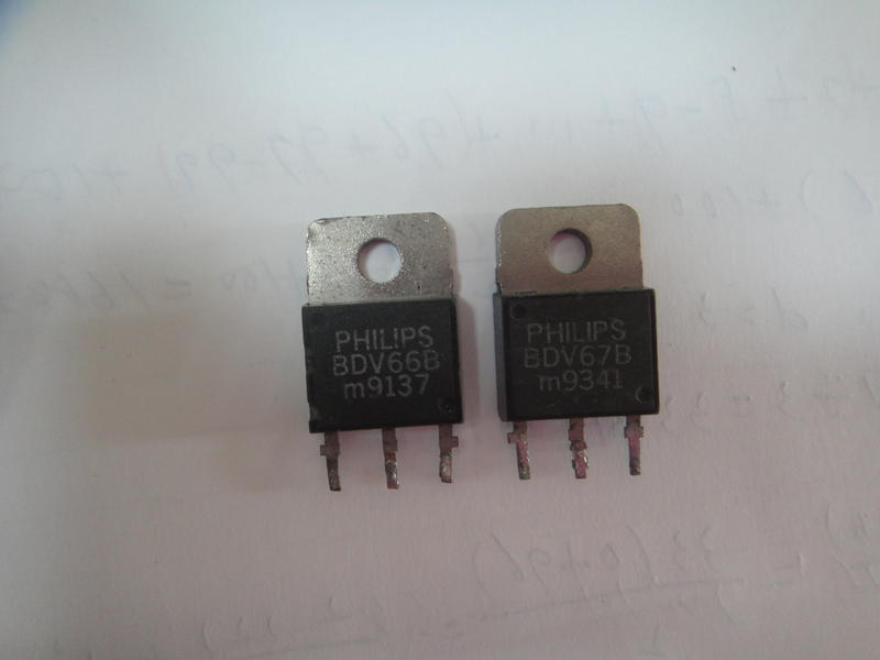 原裝 PHILIPS  達靈頓電晶體  BDV66B BD67B 1對 600 元