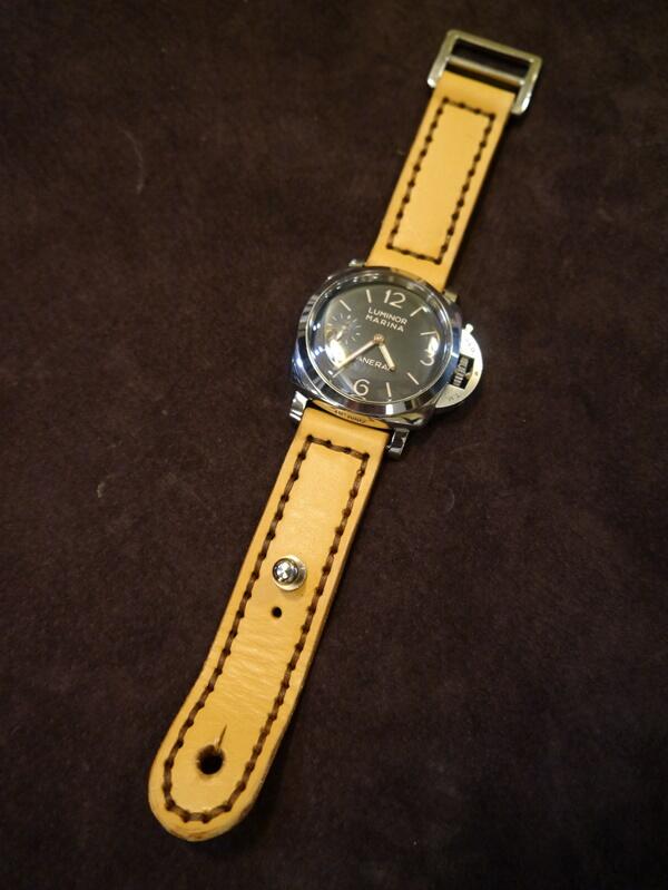 KH手工皮革工作室 錶帶訂製(不含錶面)牛皮表帶 25mm反扣式皮革錶帶全手工縫線手圍大小量身訂作