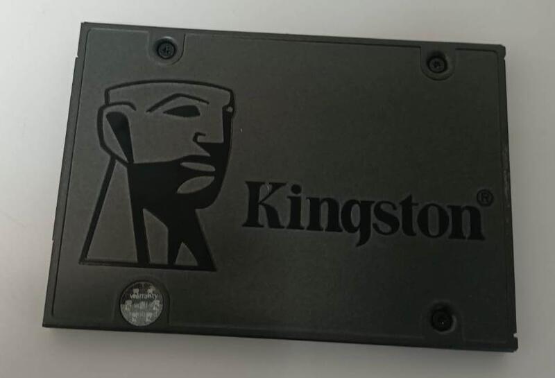 金士頓 240G SSD + 美光 240G SSD + LEVEN USB3.0 128G 隨身碟(三件一標 不拆賣)