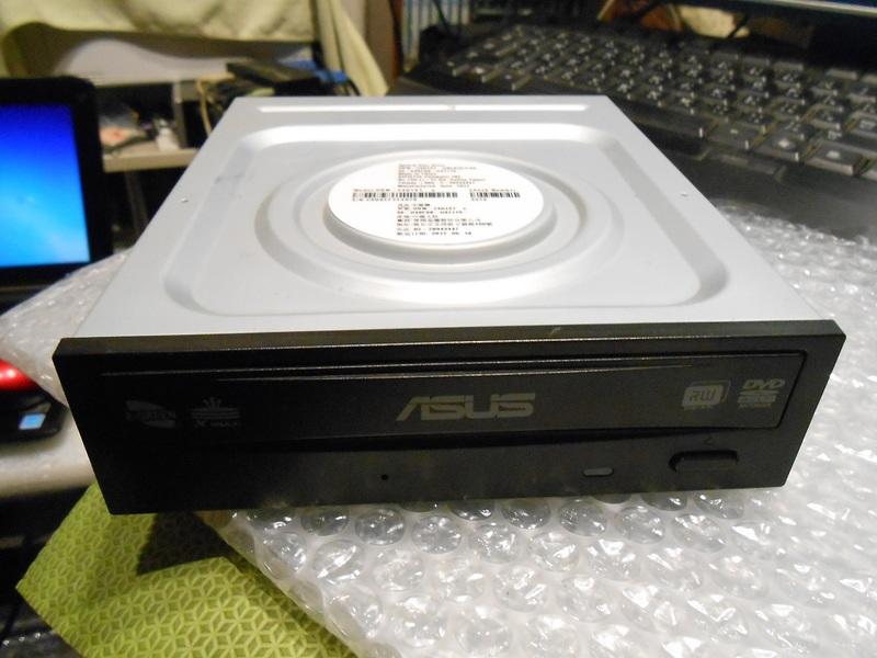 ASUS DRW-24D1ST DVD 燒錄光碟機 （1）【24倍速】