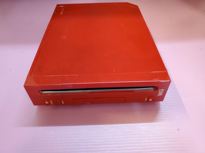出清價! 功能完好 任天堂 限定版 紅 紅色 Wii 2手原廠主機 (無改機唷) 無任何配件 單主機一台賣9百而已   