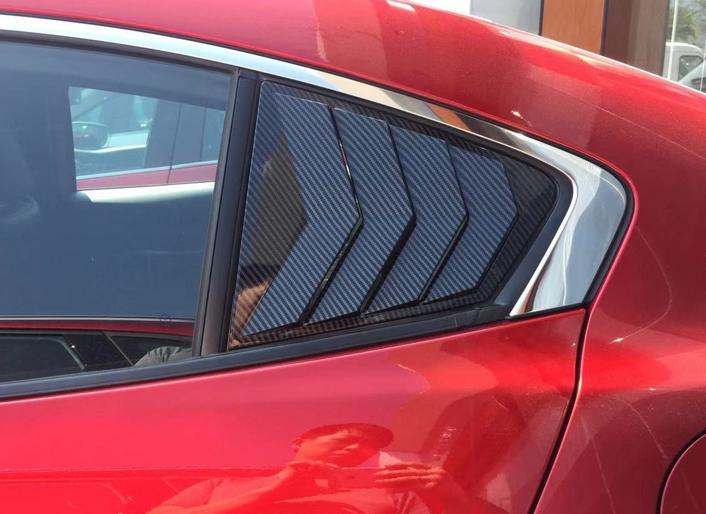 歐力車飾~馬自達 MAZDA 19-21年 4代 MAZDA3 馬3 後三角窗 後三角窗飾板 三角窗 後窗飾板 碳纖維紋