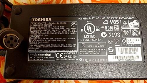 庫存TOSHIBA 東芝 變壓器 PA3546E-1AC3 19V 9.5A 180W5.5/2.5mm
