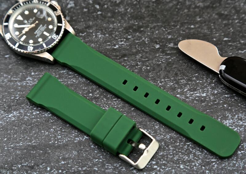 20mm高質感平面雙削邊軍綠色矽膠錶帶不鏽鋼扣替代citizen seiko zeno貼心雙錶圈