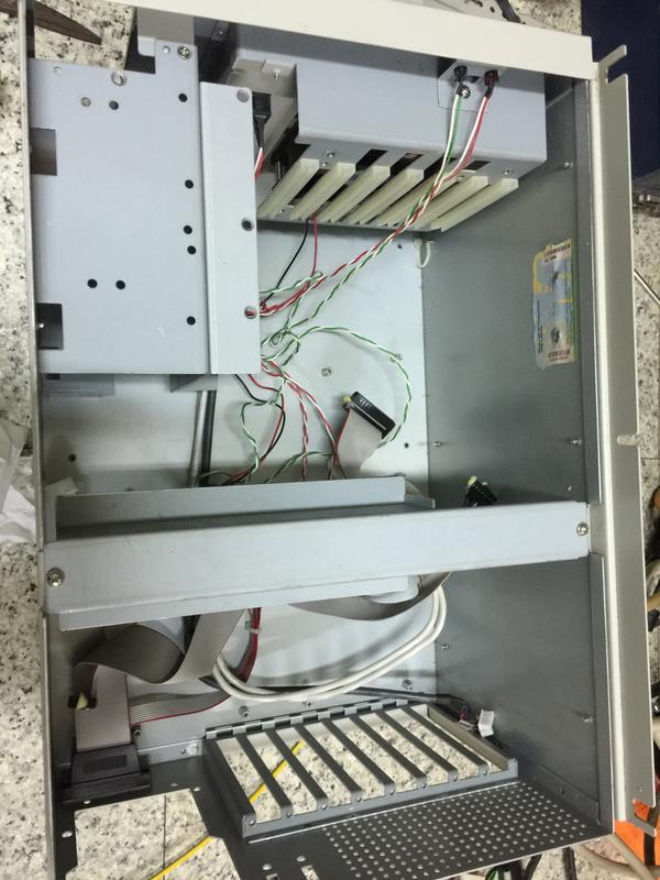 艾訊 小機殼 機殼 10 SLOT 工業電腦 機箱