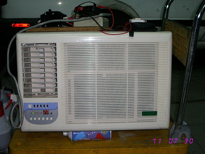 窗型冷氣PROGUY -3550KCAL-2003年