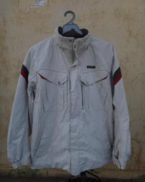 楹 ~ 正品 DESCENTE Titan Thermo 米色 鋪棉外套 size: 0