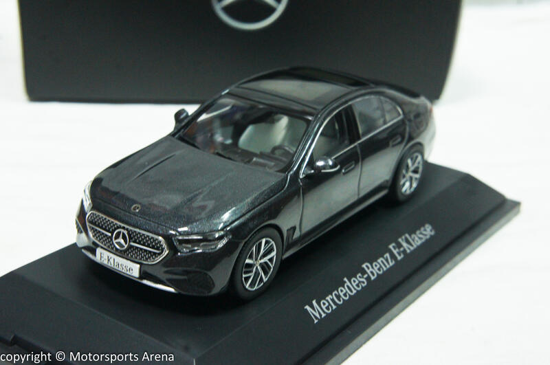 【現貨特價】賓士原廠 1:43 I-Scale Mercedes Benz E-Class W214 2024 深灰