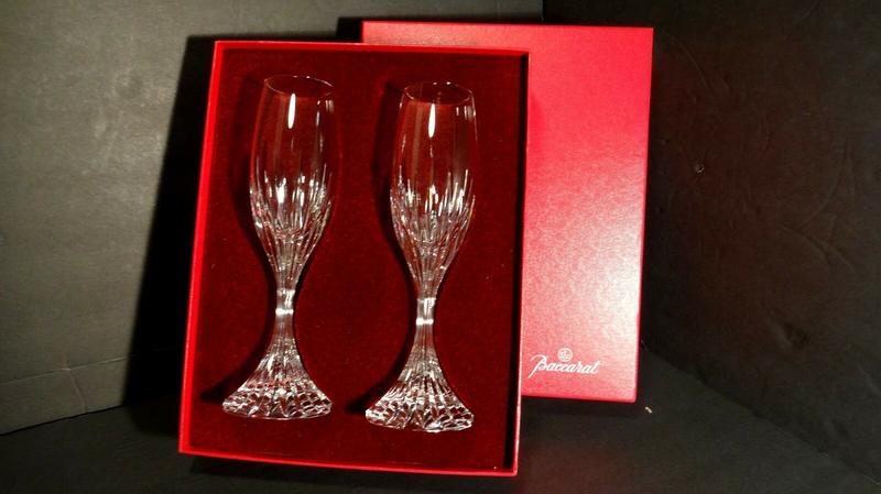 戴姆勒-預購95成新Baccarat-Massera法國貴族系列水晶玻璃香檳高腳杯一對(完美切割線)-已售出