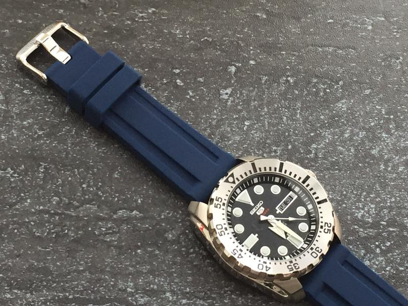 20mm藍色高質感矽膠錶帶,替代小沛 潛水錶 DIVER 雙凹溝紋oris  promaster seiko