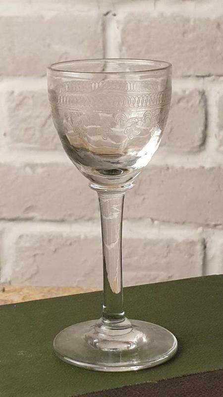 【卡卡頌  歐洲古董】法國手工老件  美麗雕刻花紋   高腳杯  水晶杯  g0554 