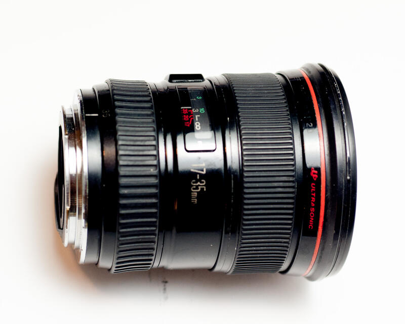 CANON EF 17-35mm f / 2.8 l usm變焦鏡頭,附遮光罩鏡頭蓋 二手 紅圈廣角鏡頭