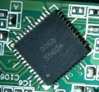 [二手拆機][含稅]拆機二手原裝 5562A 邏輯板IC晶片 可直拍