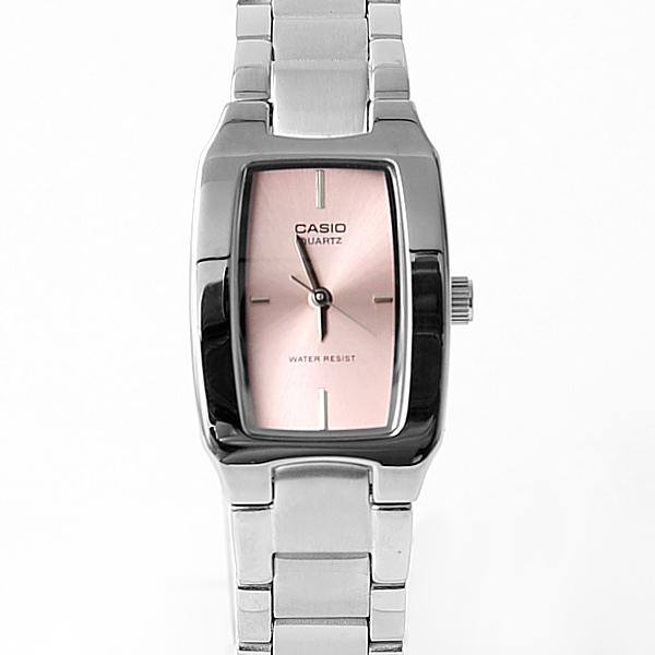 CASIO卡西歐長方錶框粉面手錶 柒彩年代【NEC95】
