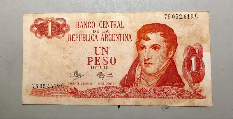 私藏 : 南美洲紙鈔 > 阿根廷共和國1970年版式.1 Peso