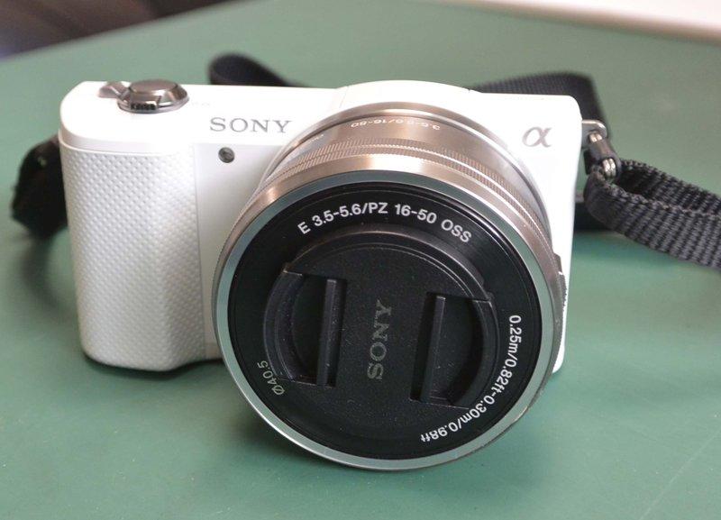 SONY A5000 +16-50mm(公司貨)