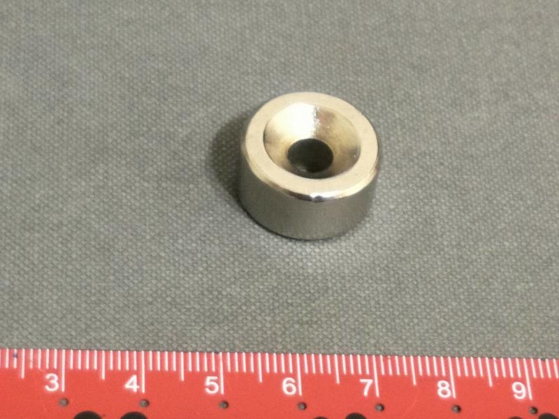 《磁石技研》釹鐵硼強力磁鐵 直徑20*厚度10-M5沉頭孔