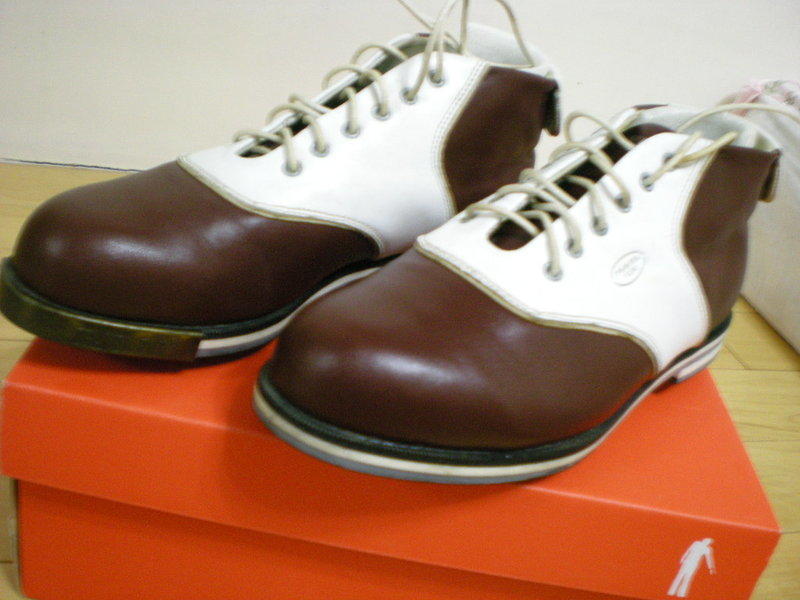 TRAVEL FOX 真皮釘鞋/高爾夫球鞋(39號)