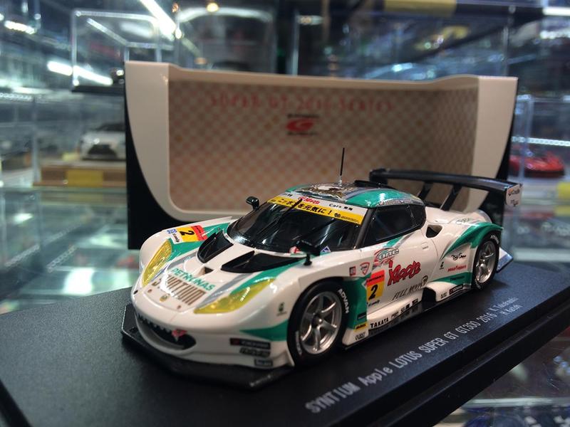 EBBRO 45415 SYNTIUM Apple LOTUS SUPER GT GT300 1/43 - 總代理商