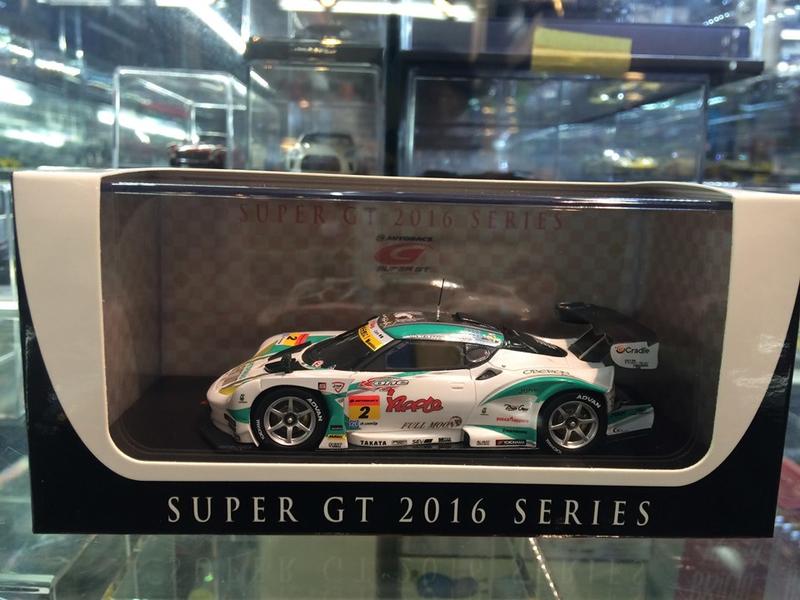 EBBRO 45415 SYNTIUM Apple LOTUS SUPER GT GT300 1/43 - 總代理商