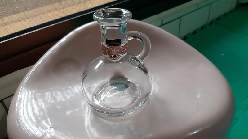 2手(功能正常) 玻璃酒瓶 (厚的玻璃) 空瓶 空酒瓶 玻璃瓶 花瓶 造型杯