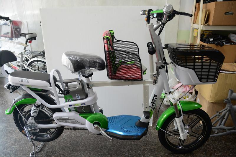 可愛馬 CHT-021 026 027 電動腳踏車兒童座椅 安全座椅 電動自行車 瑞峰快拆親子坐架 裝好的樣子  裝通用