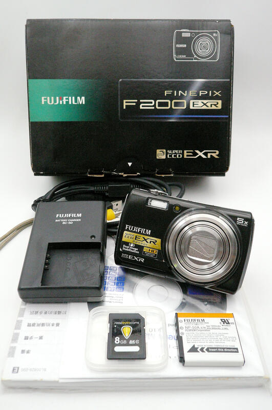 富士-CCD* FUJIFILM FinePix F200EXR - 盒裝- | 露天市集| 全台最大的