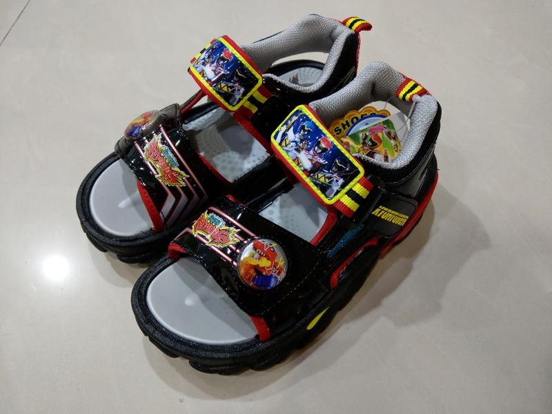 全新獸電戰隊 童鞋 電燈涼鞋 22公分 台灣製造無盒裝僅一雙